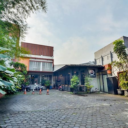Image Hotel And Resto Bandung Exterior foto